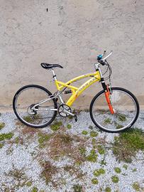 Bicicletta mtb 26 prezzo trattabile leggete