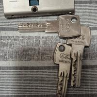 serratura a cilindro europeo AGB doppia serratura