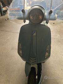 Piaggio vespa primavera 50cc ricambi /oppure tutta