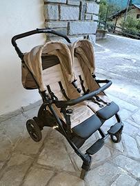 passeggino gemellare