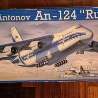 Revell Antonov An-124 "Ruslan"