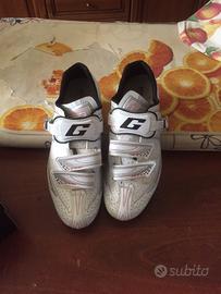 Scarpe ciclista