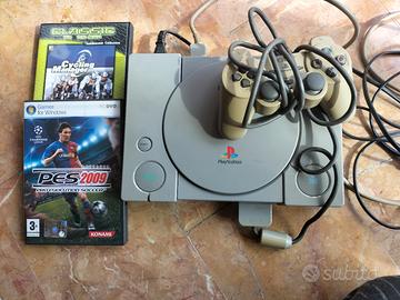 PlayStation 1 Sony originale e due cd
