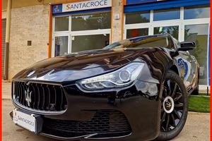 MASERATI GHIBLI V6 DIESEL 275CV NERISSIMO EDITION