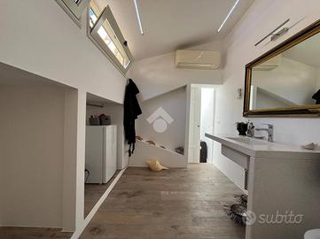 4 LOCALI A CASTELLAMMARE DEL GOLFO