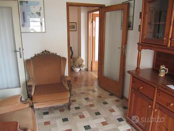 Pesaro Centro città 124 mq. 6 locali con soffitta