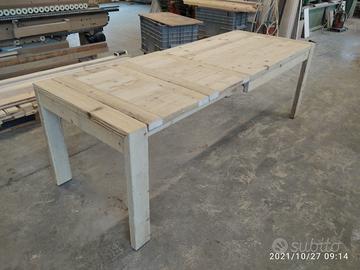 tavolo in legno vecchio con 2 prolunghe interne