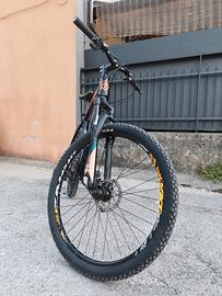 PRONTA ALL'USO, MTB Montana 27.5, freni a disco  