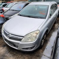 OPEL ASTRA STATION WAGON 2008 - RICAMBI