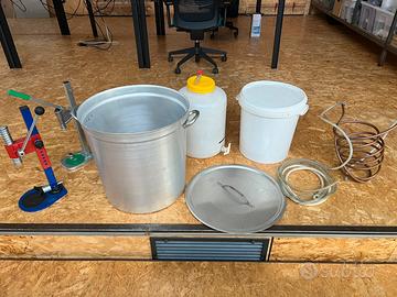 Kit attrezzature per autoproduzione della birra