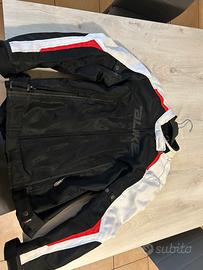 Abbigliamento moto donna