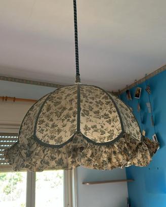 Lampadario in stoffa e corda