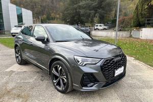 Audi Q3 SPB 35 TFSI Identity Black
