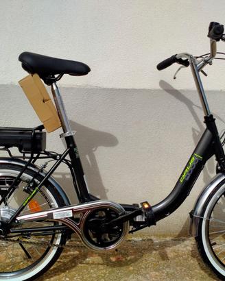 Bici pieghevole  elettrica nuova