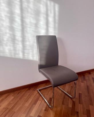 6 sedie moderne grigie con struttura cromata