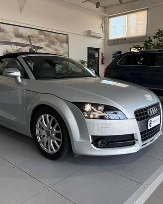 Audi TT Roadster 2.0 TFSI