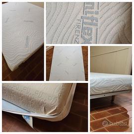 Letto matrimoniale con doghe