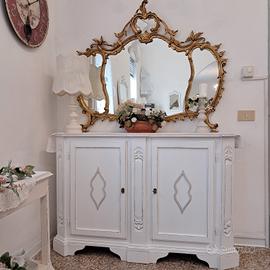 credenza shabby  specchio dorato 