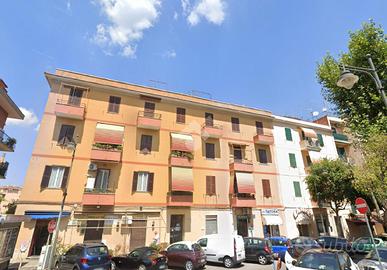 2 LOCALI A CIAMPINO