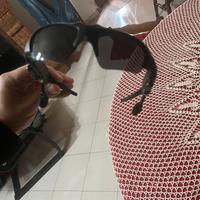 Occhiali da sole bluetooth mp3 e per telefonare