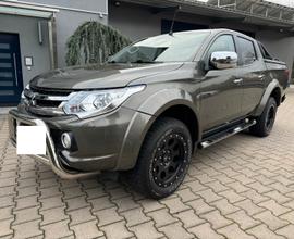 Mitsubishi l200 - 2017