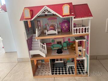 Casetta bambole in legno