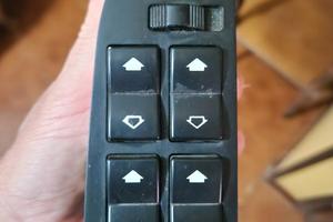 Pulsantiera alzacristalli Bmw e39