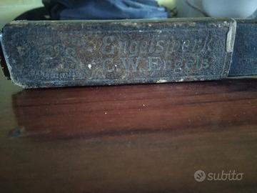 Rasoio a mano libera antico. 