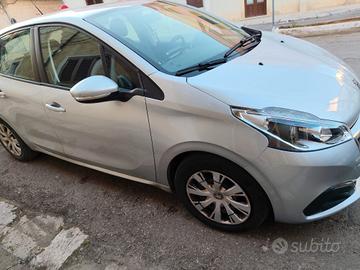 peugeot 208 2015 usata 