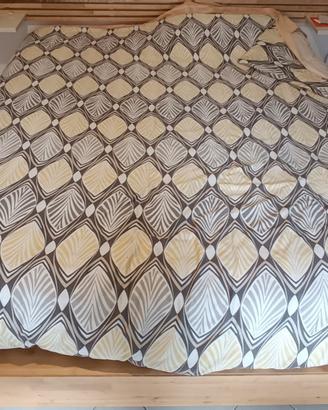 letto Ikea mandal con cassettoni 
