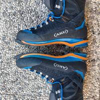 SCARPONI ALPINISMO AKU