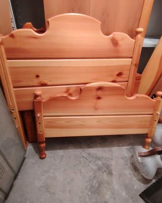 Letto in pino singolo