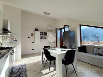 2 LOCALI A SAN FELICE A CANCELLO