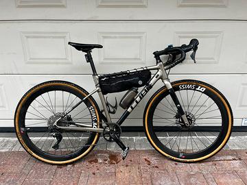 Gravel Cube Nuroad Ex