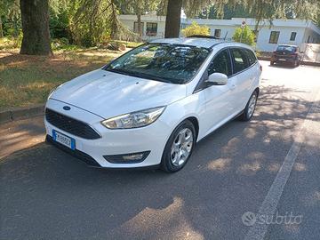 Ford Focus 1.5 turbo diesel 120 cv