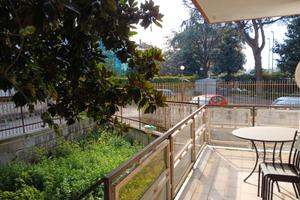 Trilocale con giardino