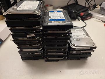 Lotto 22 HDD 3,5" n.18 da 500Gb e 4 da 1Tb