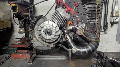 Blocco motore vespa vmc et7 girato