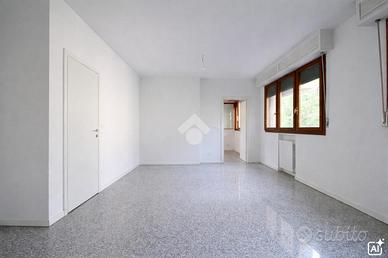 2 LOCALI A SAN LAZZARO DI SAVENA