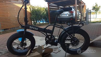 Bicicletta elettrica fat pedalata assistita