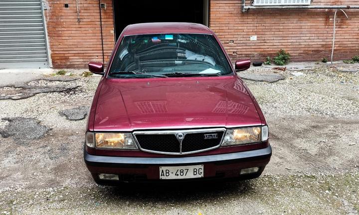 Lancia delta 1.8LE