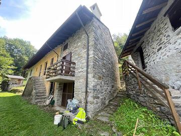 Casa indipendente di 87 m² con 3 locali e box auto