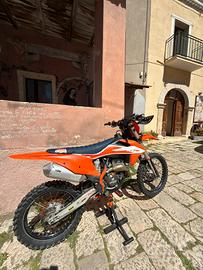 KTM 250 4t