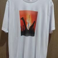 T-shirt blanca Divididos talle XL