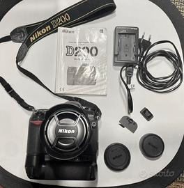 NIKON D200 + obiettivo NIKON 18-70 DS