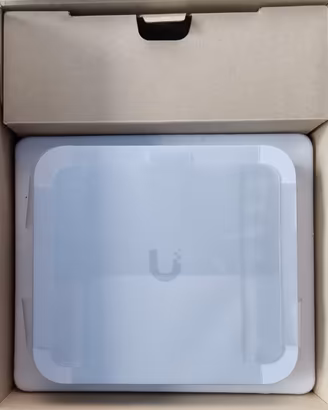 Ubiquiti Unifi Cloud Gateway Max UCG-Max-NS