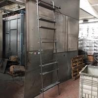 Bottigliera libreria industriale porta vino