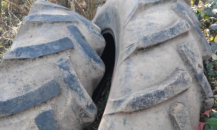 Pneumatici per trattore usati 18,4 /30