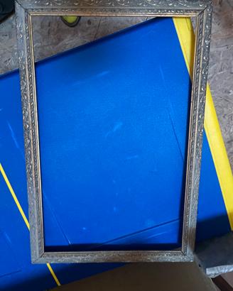 Cornice vuota