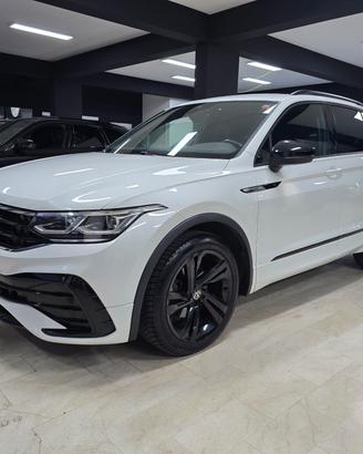 Volkswagen Tiguan 2.0 TDI 150 CV SCR DSG R-Line